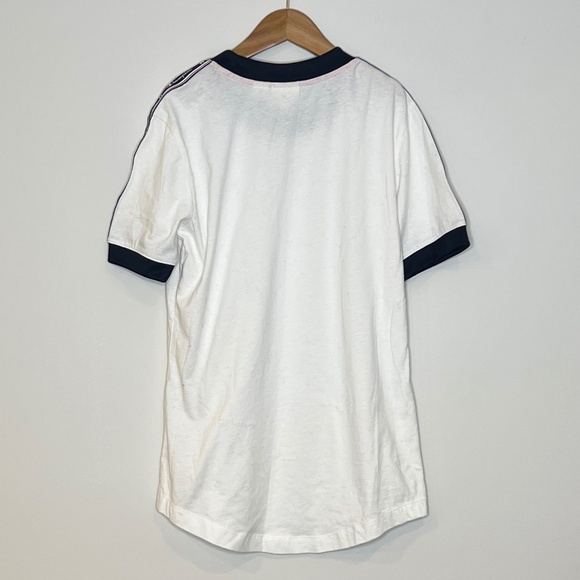 NWT. CHAMPION T-Shirt from Urban Outfitters - Picture 3 of 5